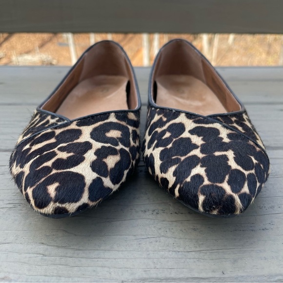 ✨Vionic Leopard Print Flats✨ - Picture 4 of 10